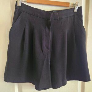 H&M High-waisted Pleat-detail shorts